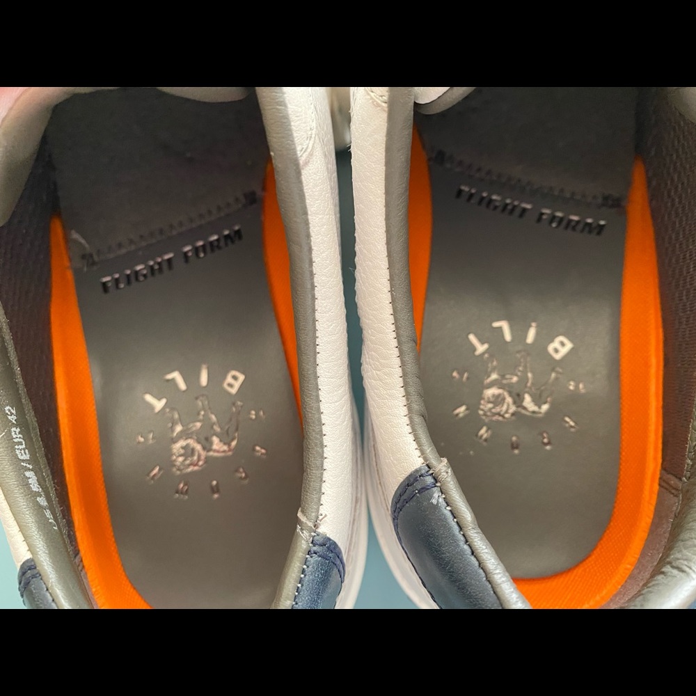 Shoes - Picture 4 of 6